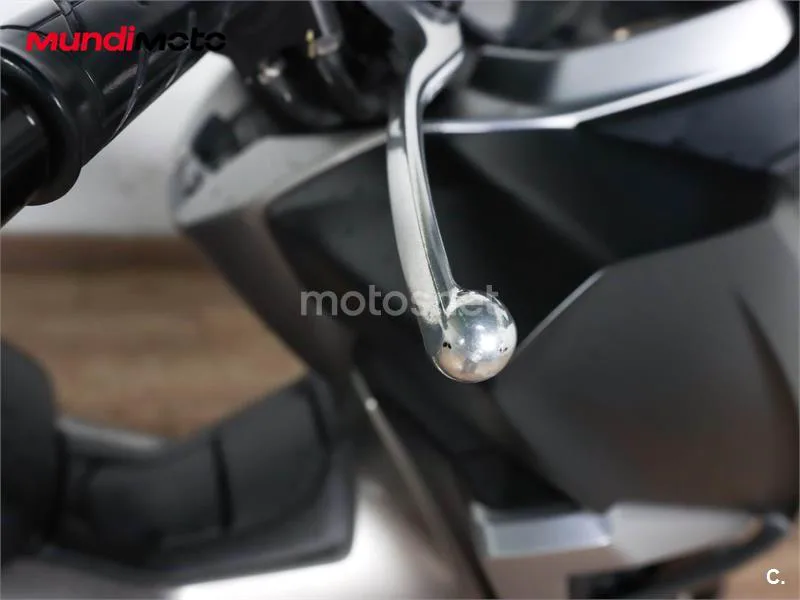 Honda Forza 350 – Vista 16