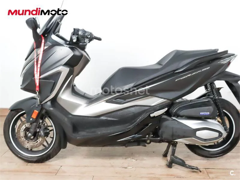 Honda Forza 350 – Vista 6