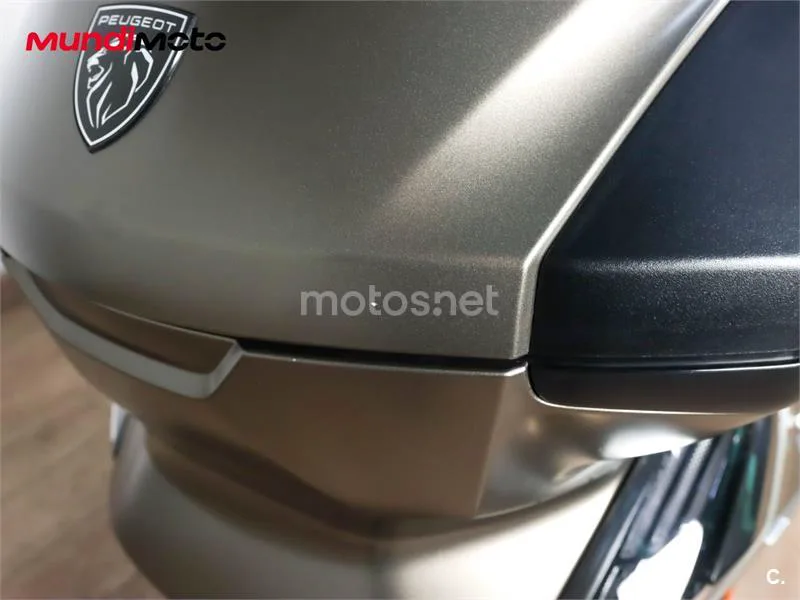 Peugeot Metropolis 400 – Vista 19
