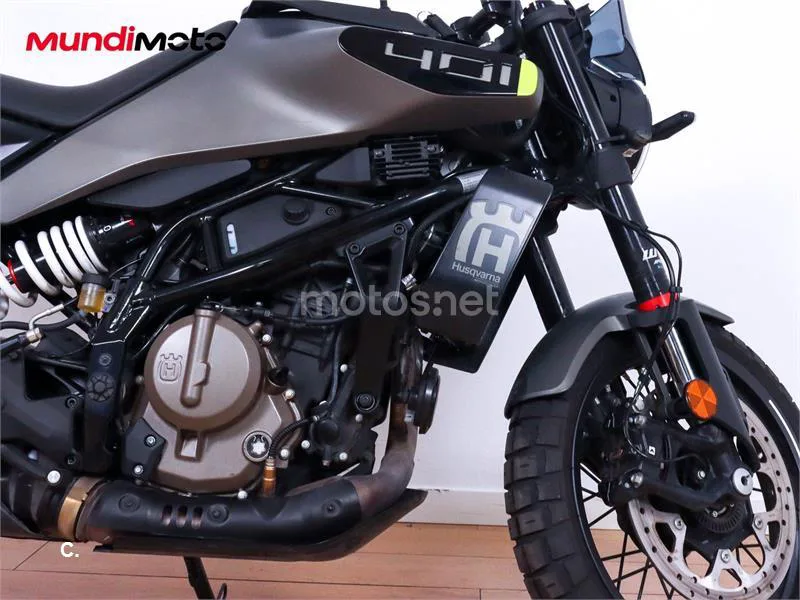 Husqvarna Svartpilen 401 – Vista 5