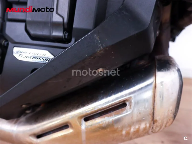 Honda NT1100 – Vista 13
