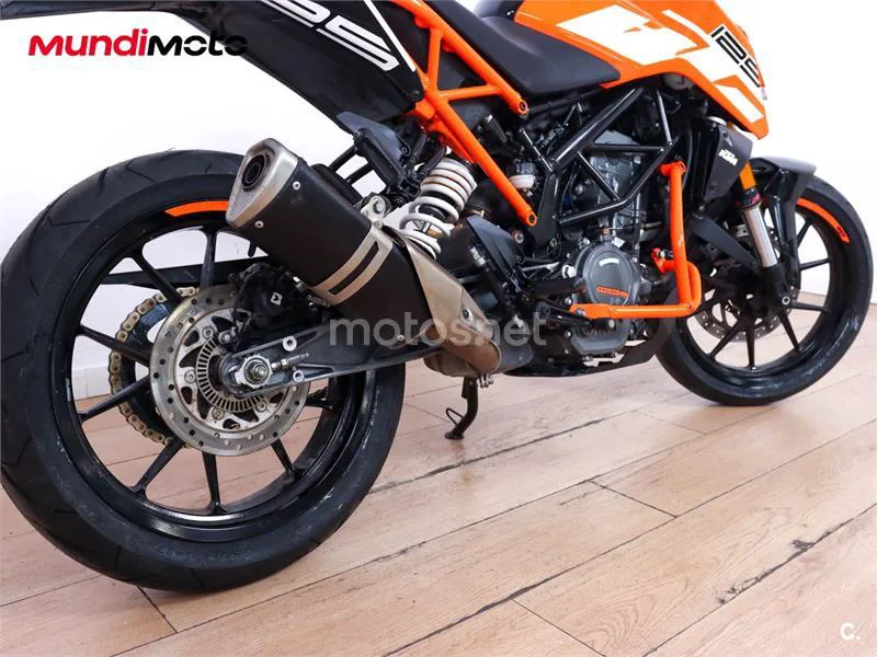 KTM 125 – Vista 4