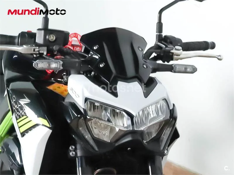 Kawasaki Z900 – Vista 5