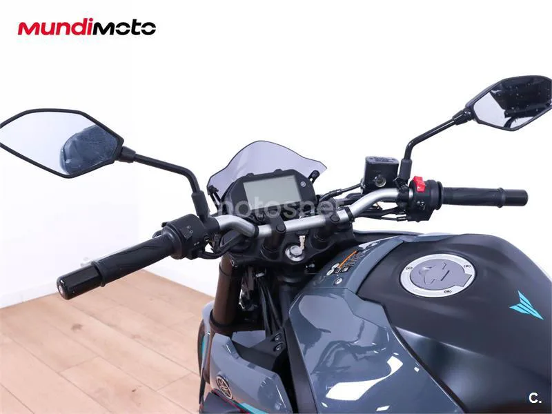 Yamaha MT-03 – Vista 11