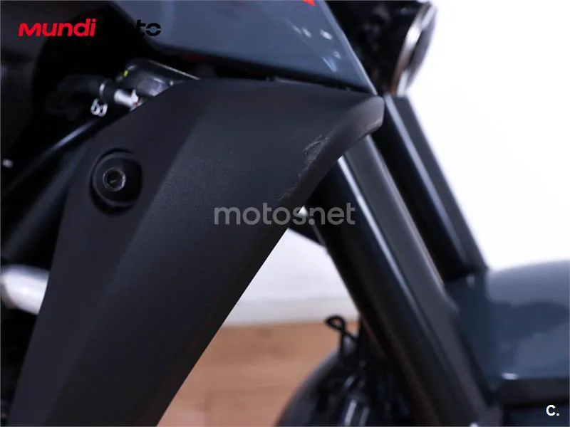Yamaha MT-03 – Vista 13