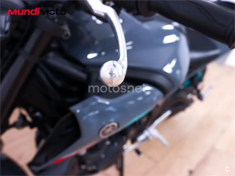 Yamaha MT-03 – Vista 25