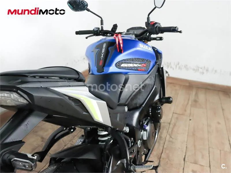 Suzuki GSX-S – Vista 4