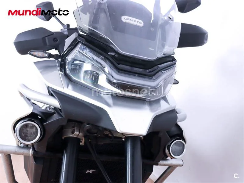 CFMOTO 800MT – Vista 5