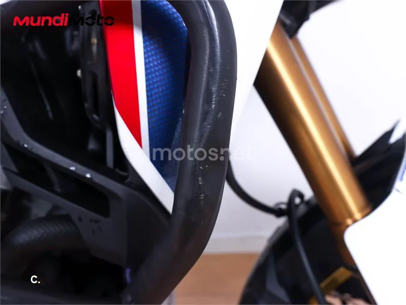 Honda CRF 1000L Africa Twin – Vista 23
