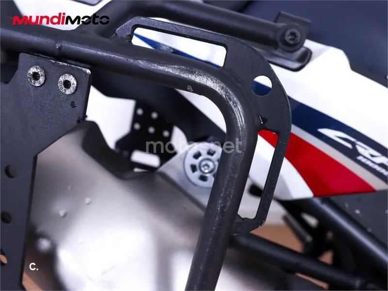Honda CRF 1000L Africa Twin – Vista 34