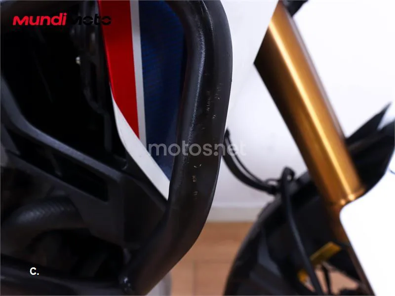 Honda CRF 1000L Africa Twin – Vista 53