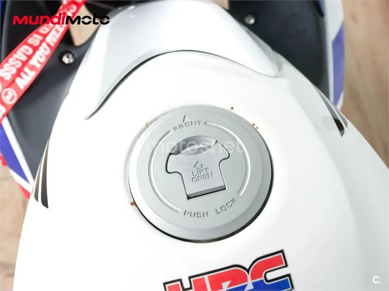 Honda CBR 125 R – Vista 16