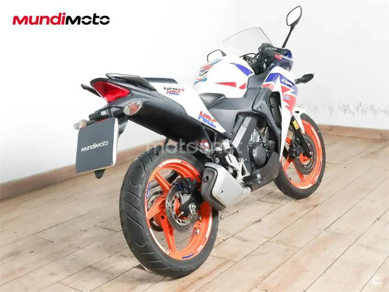 Honda CBR 125 R – Vista 3
