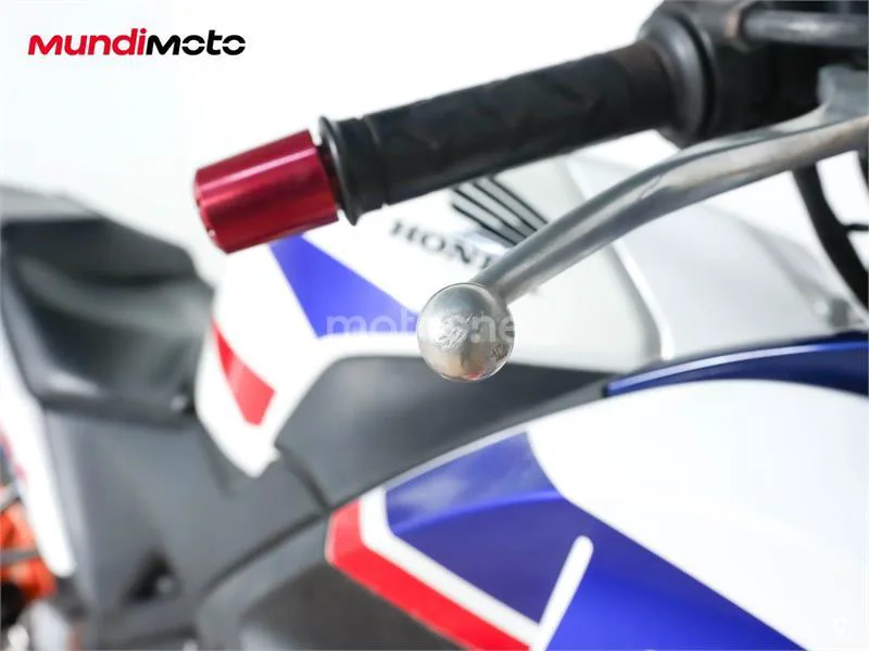 Honda CBR 125 R – Vista 23