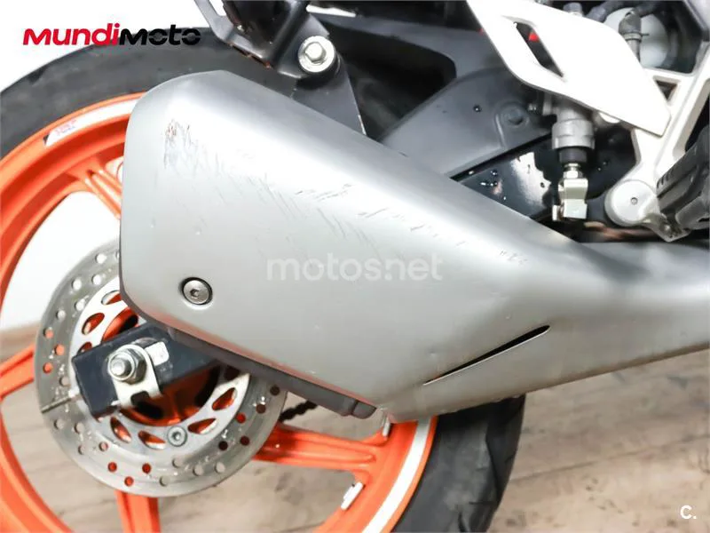 Honda CBR 125 R – Vista 26