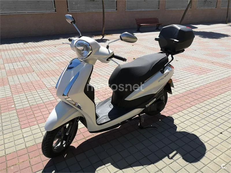 Yamaha D'elight 125 – Vista 2