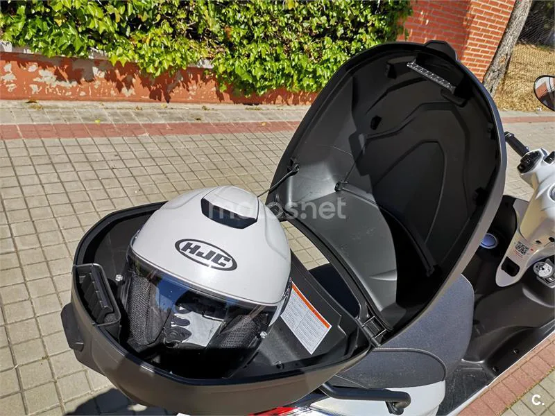 Yamaha D'elight 125 – Vista 3