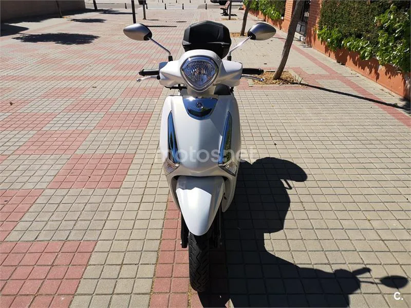 Yamaha D'elight 125 – Vista 5