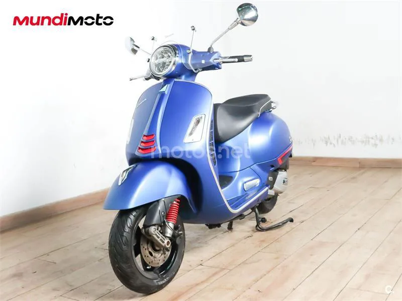 Vespa GTS Super 125 – Vista 7