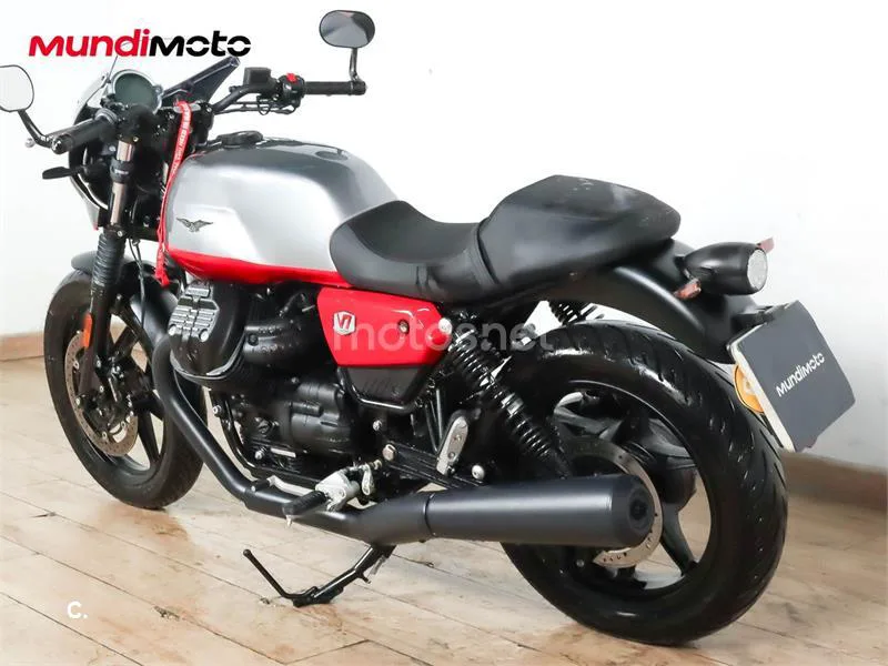 Moto Guzzi V7 – Vista 8