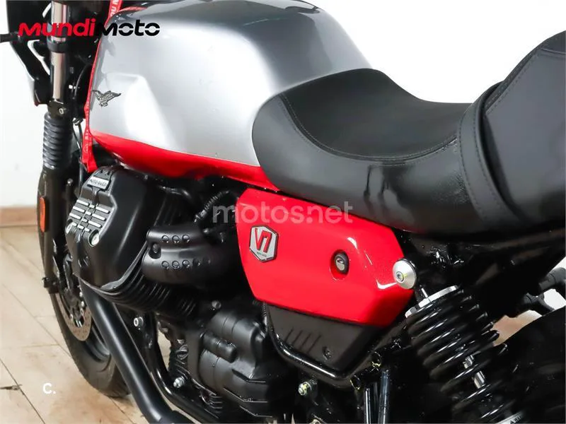 Moto Guzzi V7 – Vista 9