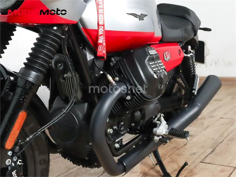 Moto Guzzi V7 – Vista 10
