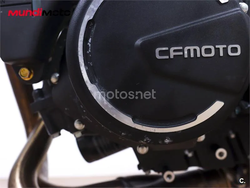 CFMOTO 700CL-X Heritage – Vista 13