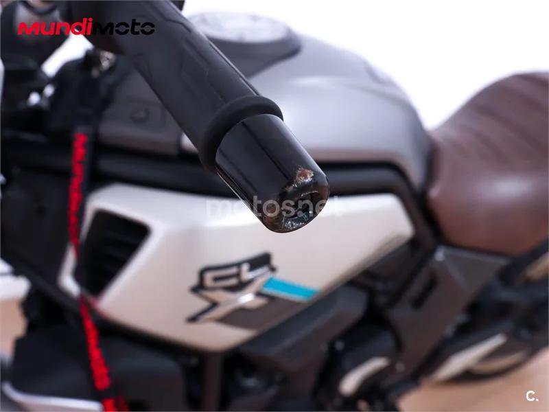CFMOTO 700CL-X Heritage – Vista 16