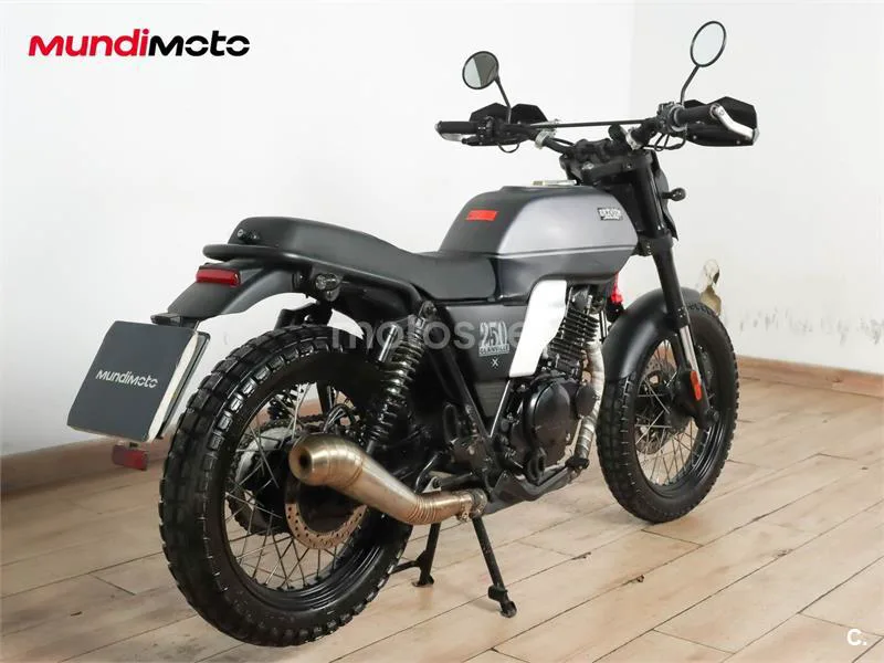Brixton Glanville 250 X – Vista 3