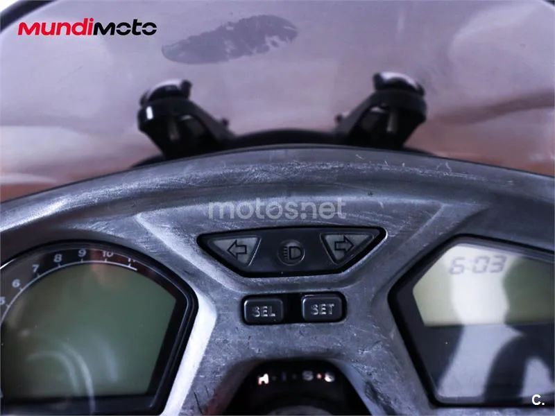 Honda CB 650 F – Vista 23