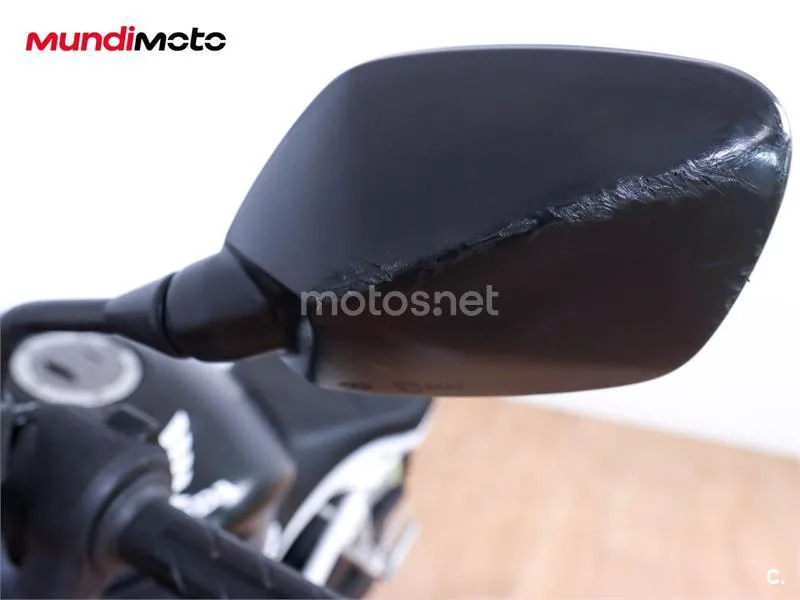 Honda CB 650 F – Vista 29