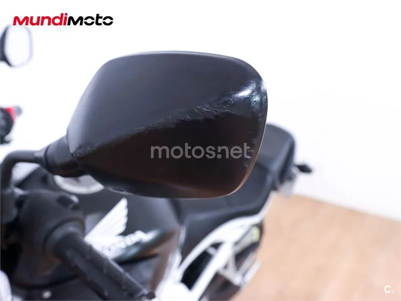 Honda CB 650 F – Vista 30