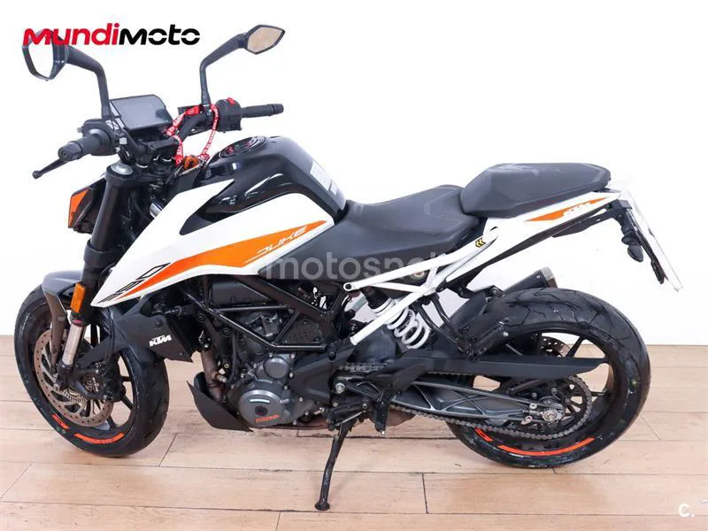 KTM 390 – Vista 6