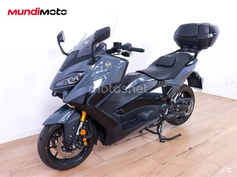 Yamaha TMAX – Vista 7