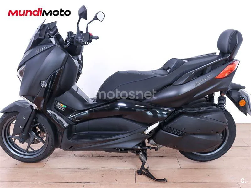 Yamaha TMAX – Vista 6