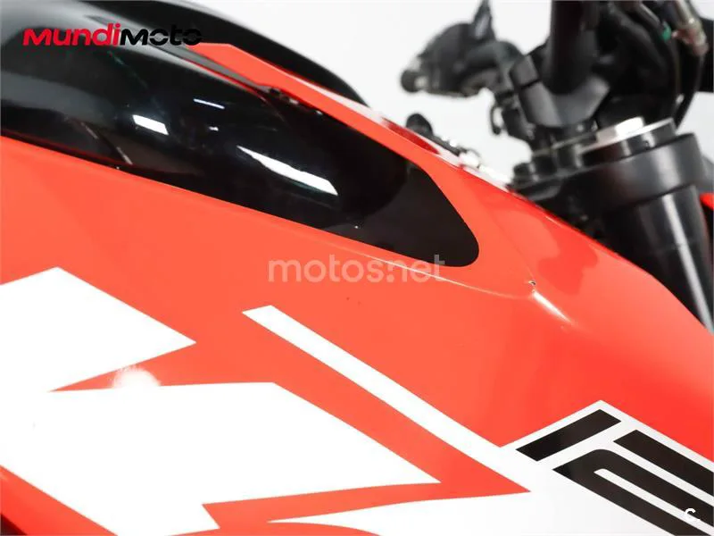 KTM 125 – Vista 24