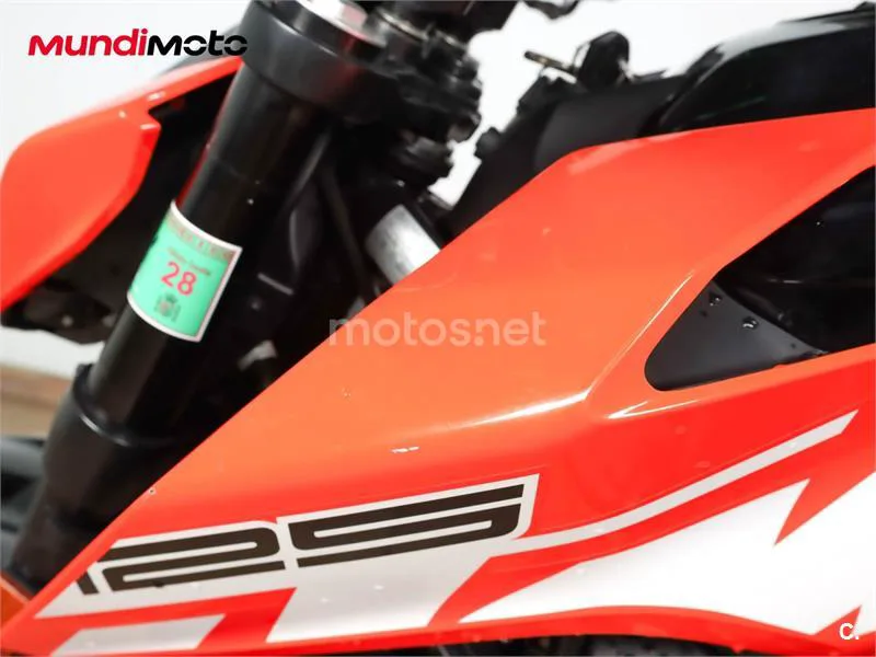 KTM 125 – Vista 31