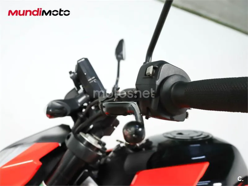 KTM 125 – Vista 33