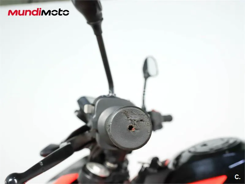 KTM 125 – Vista 34