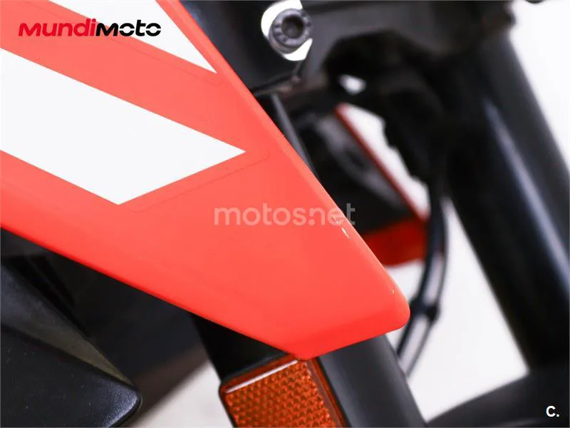 KTM 125 – Vista 42