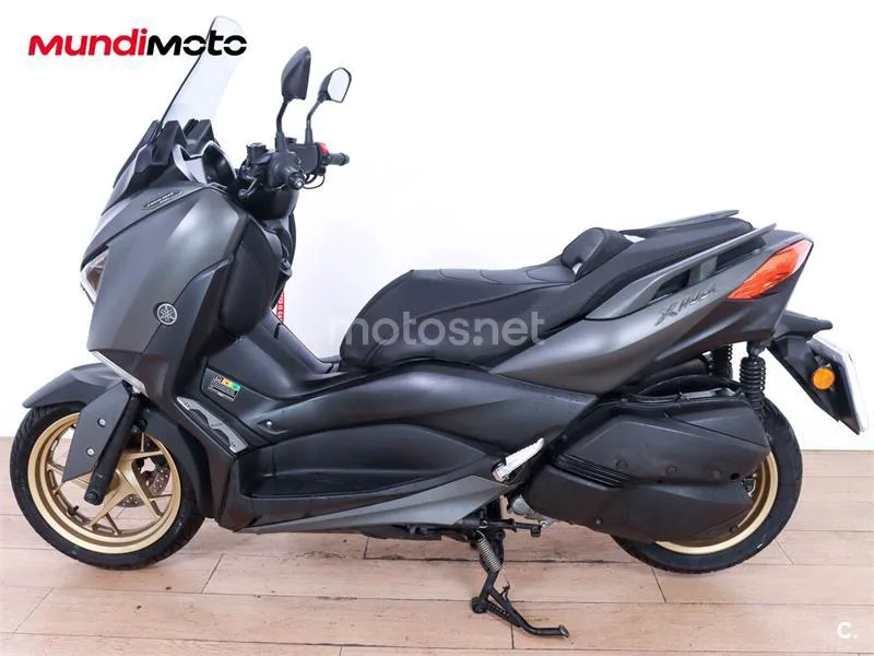 Yamaha TMAX – Vista 6