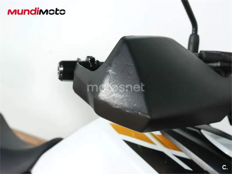Suzuki V-Strom 650 XT – Vista 13