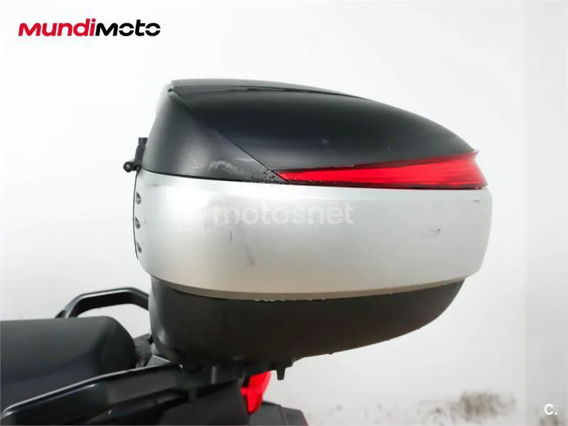 Suzuki V-Strom 650 XT – Vista 15