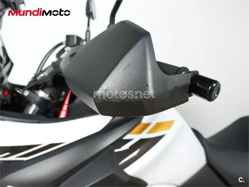 Suzuki V-Strom 650 XT – Vista 17