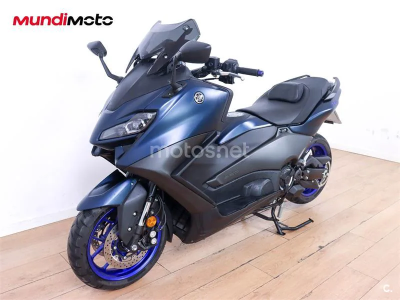 Yamaha TMAX – Vista 7