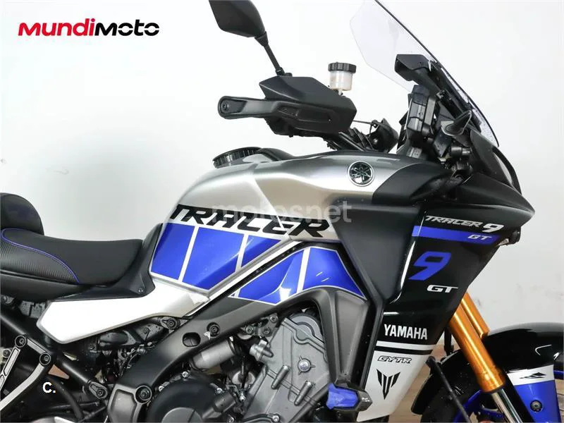 Yamaha Tracer 9 – Vista 24