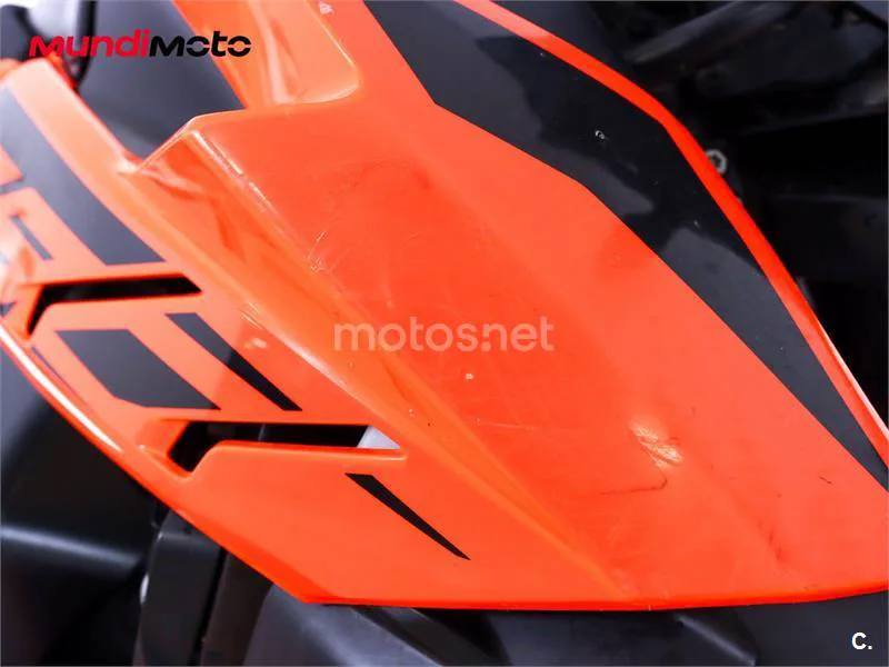 KTM 790 – Vista 16