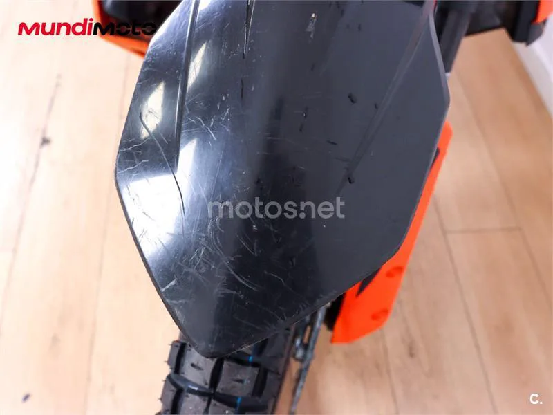 KTM 790 – Vista 18