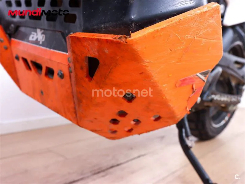 KTM 790 – Vista 23