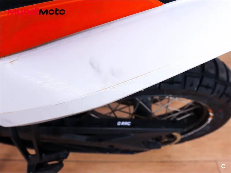 KTM 790 – Vista 28